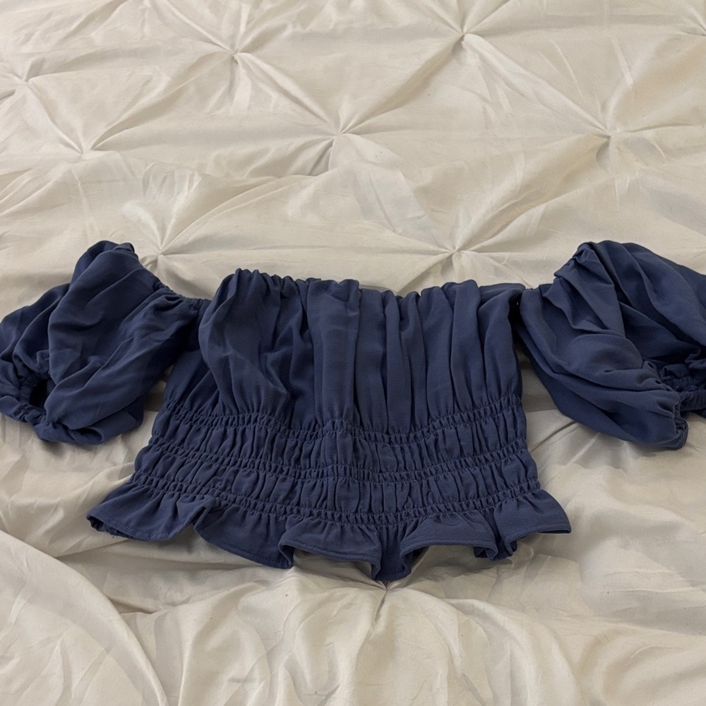 Abercrombie & Fitch Navy Blue Off-Shoulder Smocked Peasant Top xs